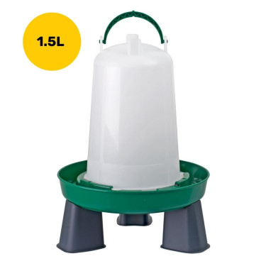 Bajonetová napájačka pre hydinu s nožičkami - 1,5 L